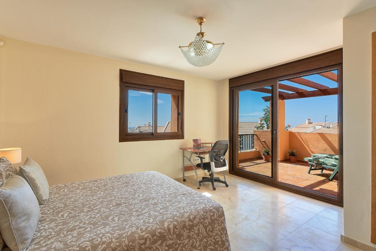 The View Occidental Apartment Benalmádena